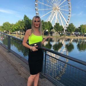 Meet your Posher, Joy